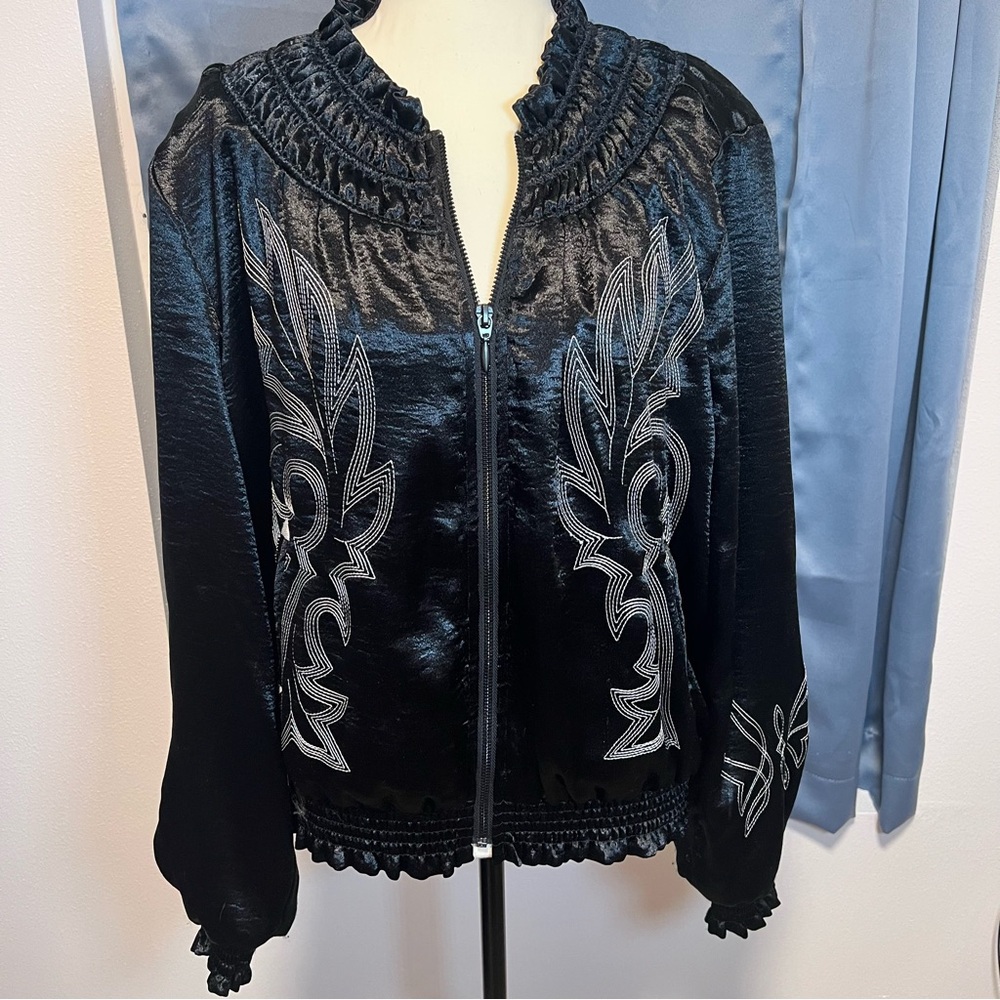Ariat bomber jacket - Picture 2 of 12